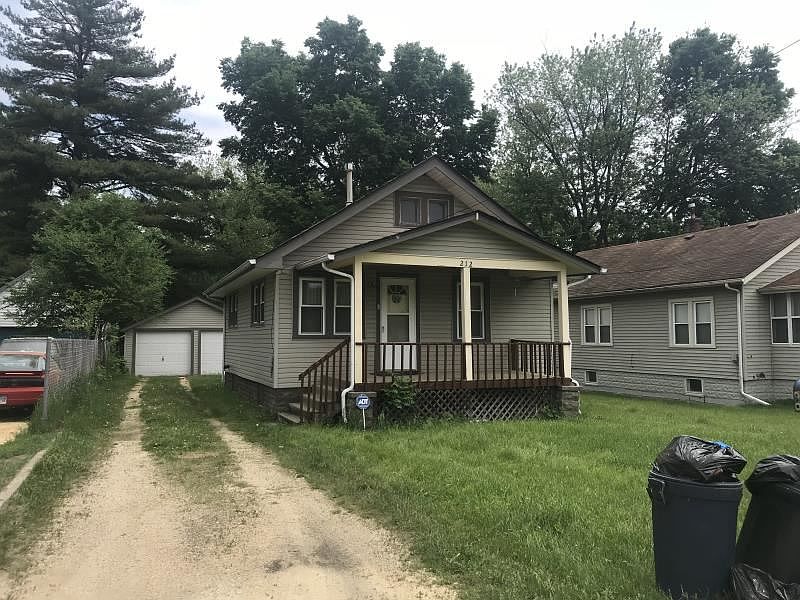 1st image of 212 McLain Ave