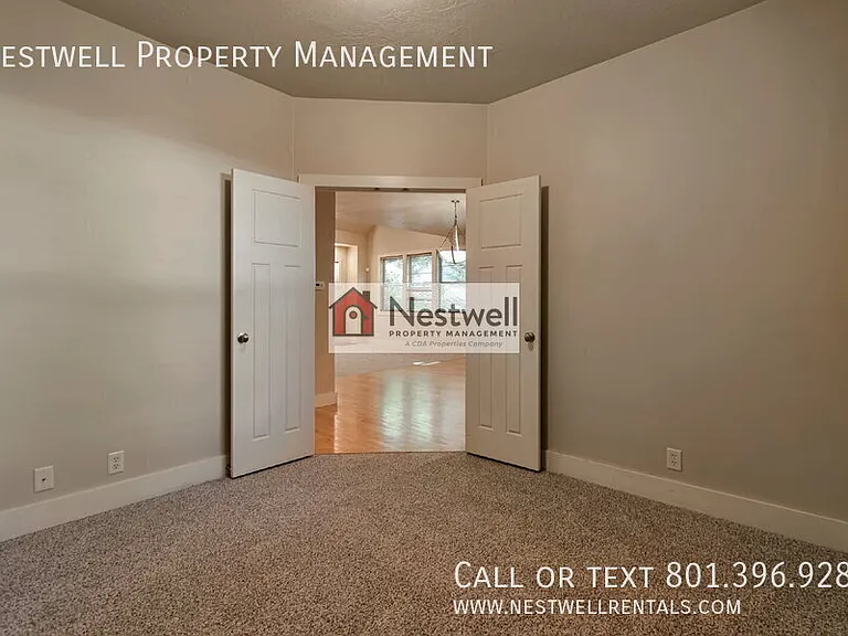 1327 E Urbandale Ln — Photo 26