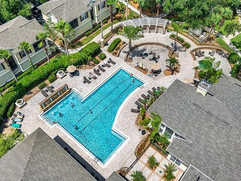 10201 Courtney Palms Blvd #304 — Photo 46