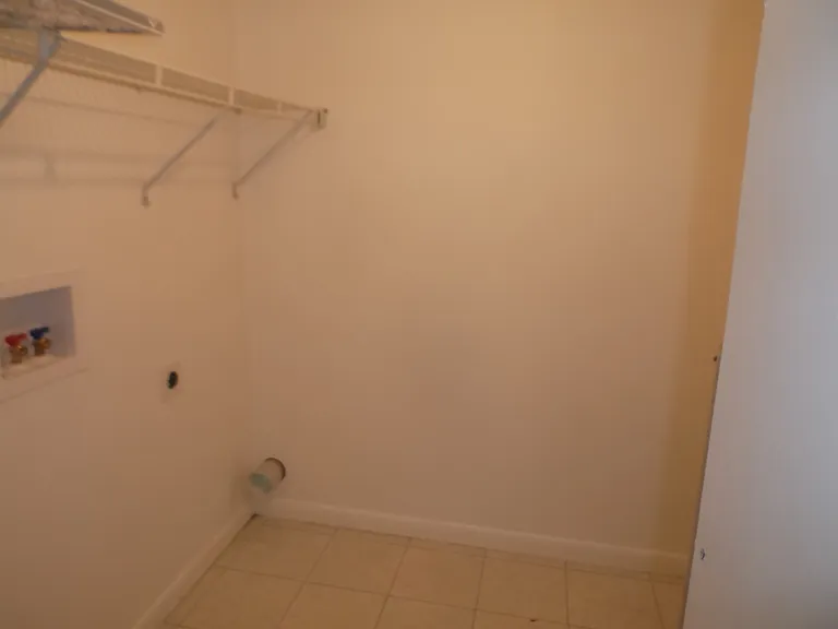 808 Penny Pl — Photo 5