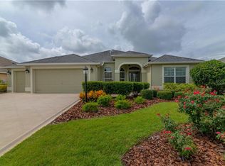 932 Folkstone Way, The Villages, FL 32162