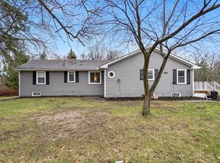 1299 S Hospital Rd, Waterford, MI 48327