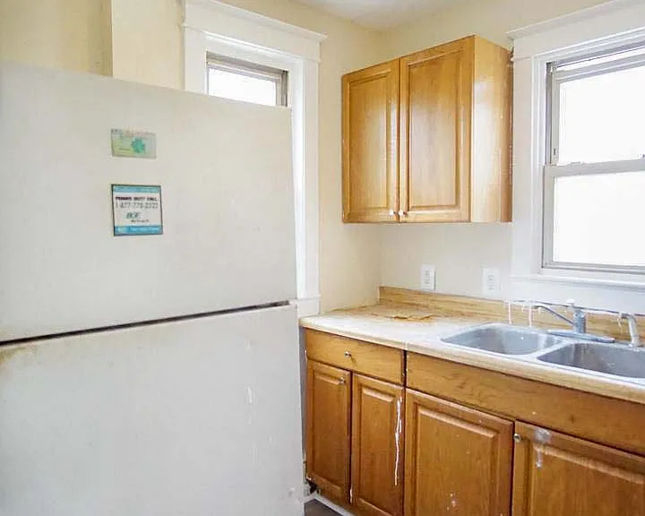 5200 Ballman Ave #3 — Photo 9
