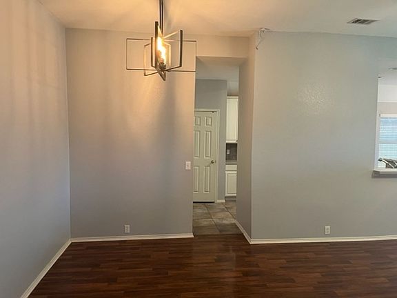 5th image of 4621 Matthew Dr