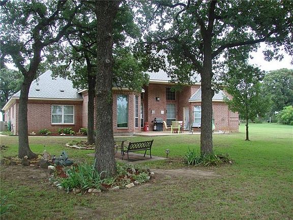 3rd image of 407 County Road 180