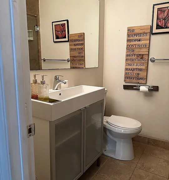 137 S Rexford Dr #2 — Photo 7