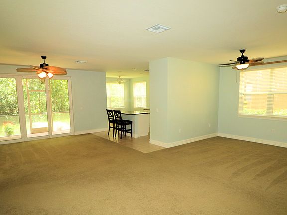 3rd image of 7180 Bergamo Way APT 102