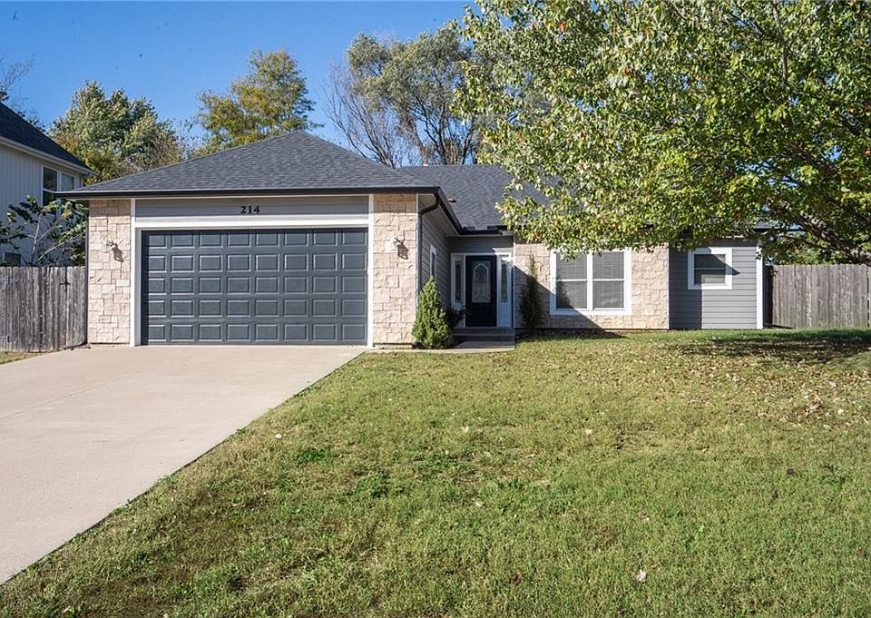 1st image of 214 Hillside Dr
