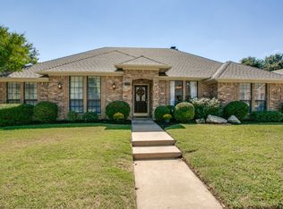 1220 Spargercrest Dr, Bedford, TX 76021