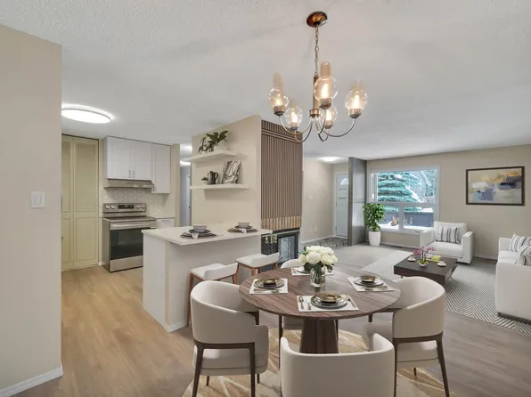 248 Surrey Gdns NW, Edmonton, AB T5T 1Z3
