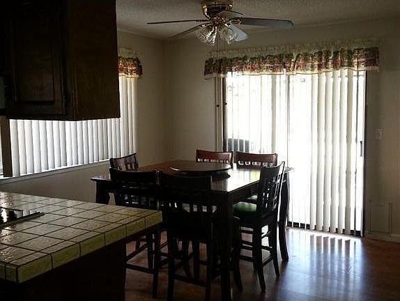 4th image of 1008 W Paradise Ave