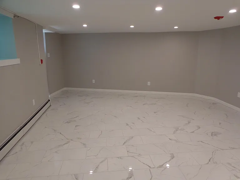 133 Green Ln #1 — Photo 3