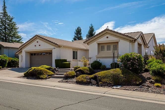 1st image of 1723 Cottage Rose Ln