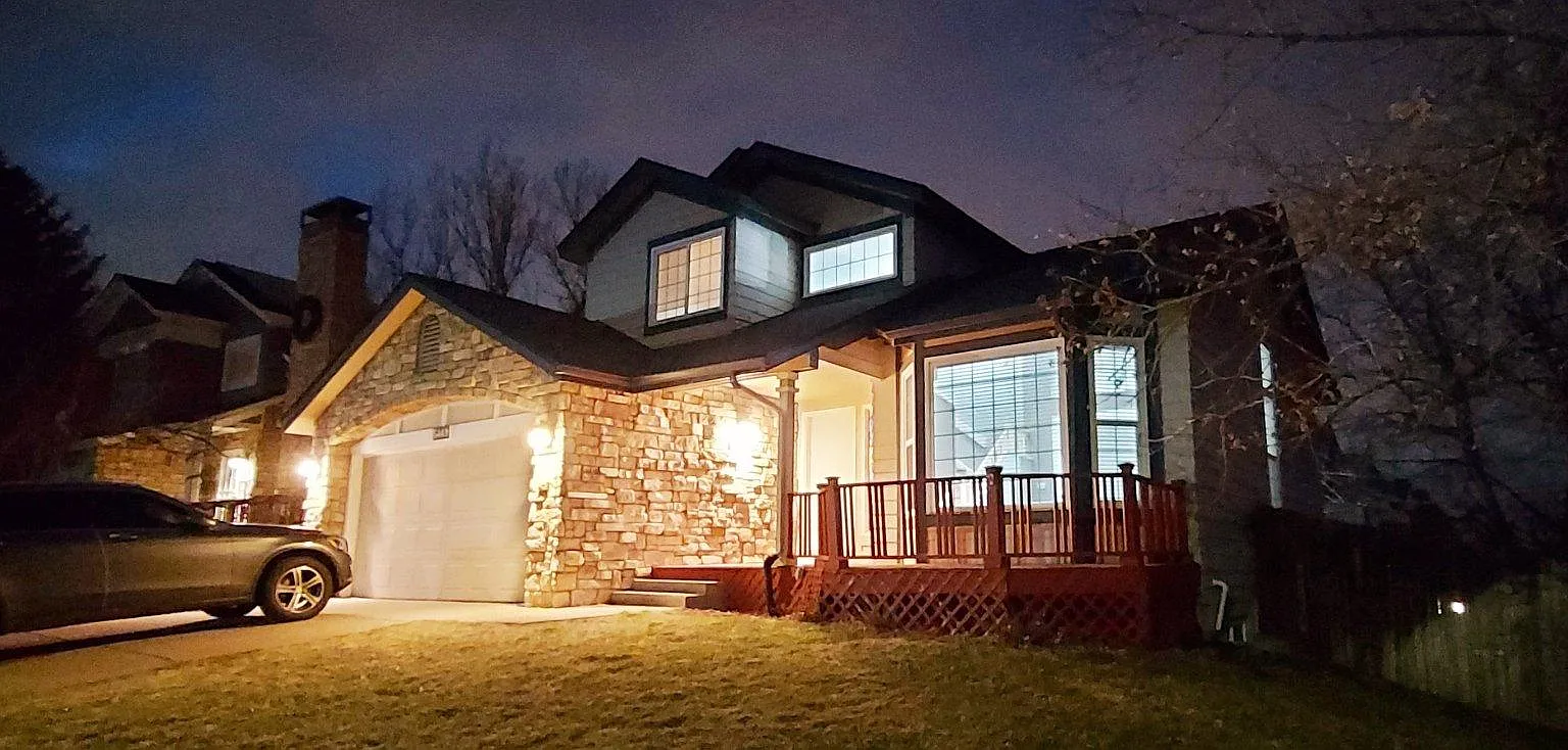 5449 S Ceylon Way — Photo 1