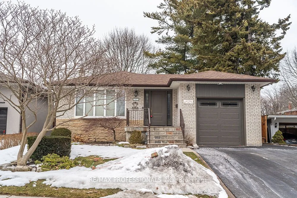 1427 Kenmuir Ave photo 1