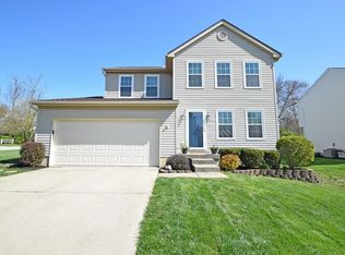 9594 Country Trl, Loveland, OH 45140