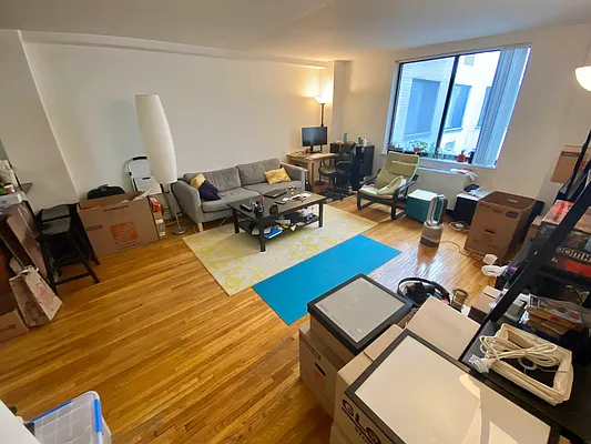 Rented by JM Preston Properties LLC | media 8