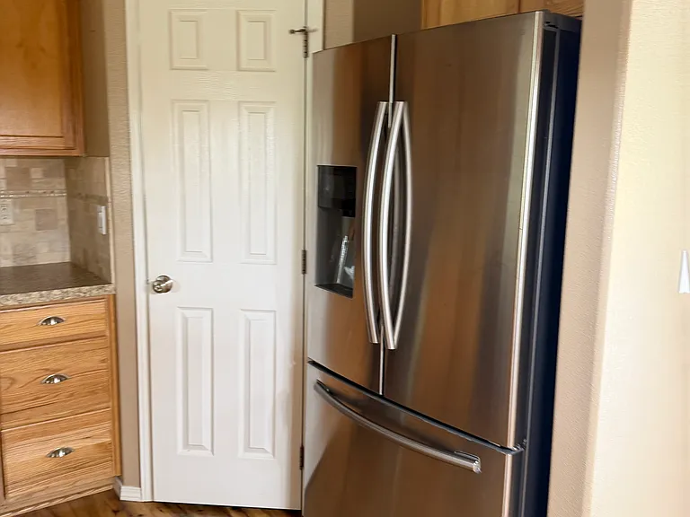 252 Archer Rd — Photo 5