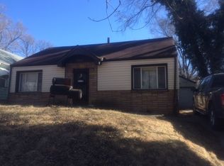 6661 Agnes Ave, Kansas City, MO 64132