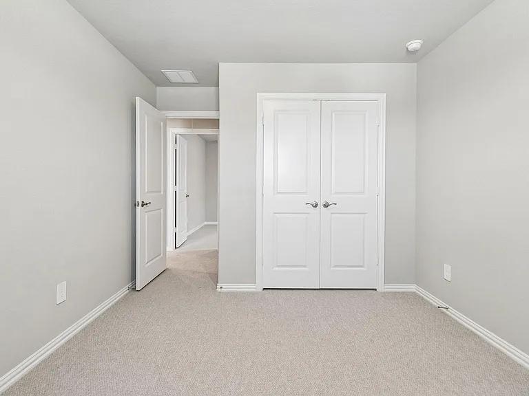 6206 Castamere Dr — Photo 27