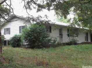 202 Cripple Creek Dr, Midway, AR 72651