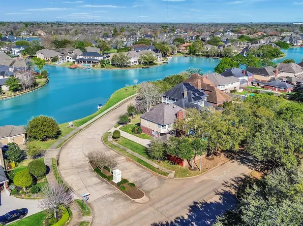 2739 Lakeside Village Dr, Missouri City, TX 77459