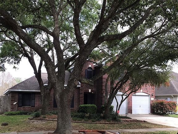 2nd image of 316 Vantage Pointe Cir