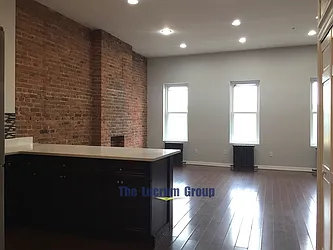 Rented by Lucrum Group