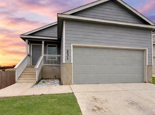 231 Layne Way, Marion, TX 78124