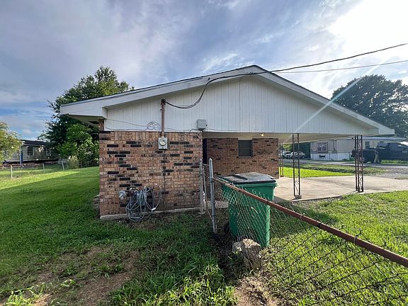 4th image of 573 Saint Louis St