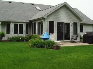 8322 Deer Brook Pl, Fort Wayne, IN 46825