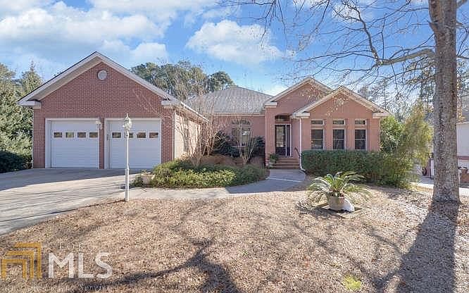 1st image of 150 Northlake Dr