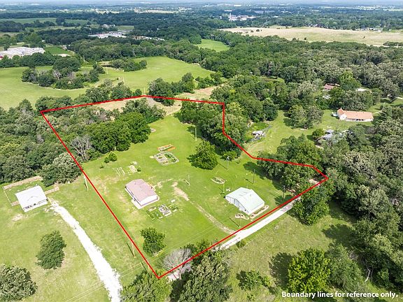 4th image of 8437 Grady Ln