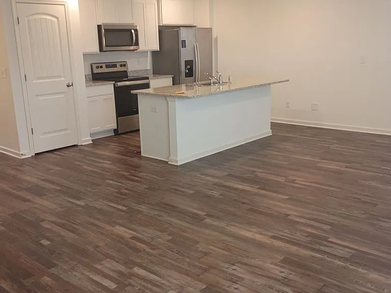 3707 Water Lily Ln — Photo 8