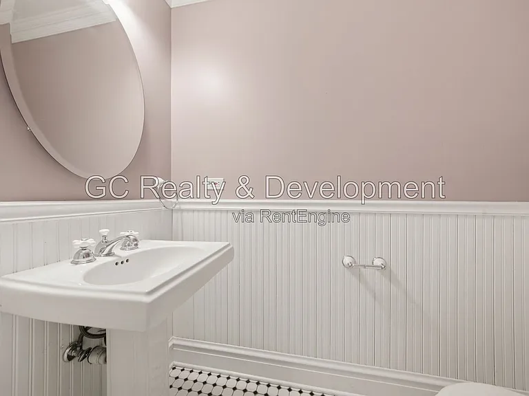 212 Tupelo Ave — Photo 11
