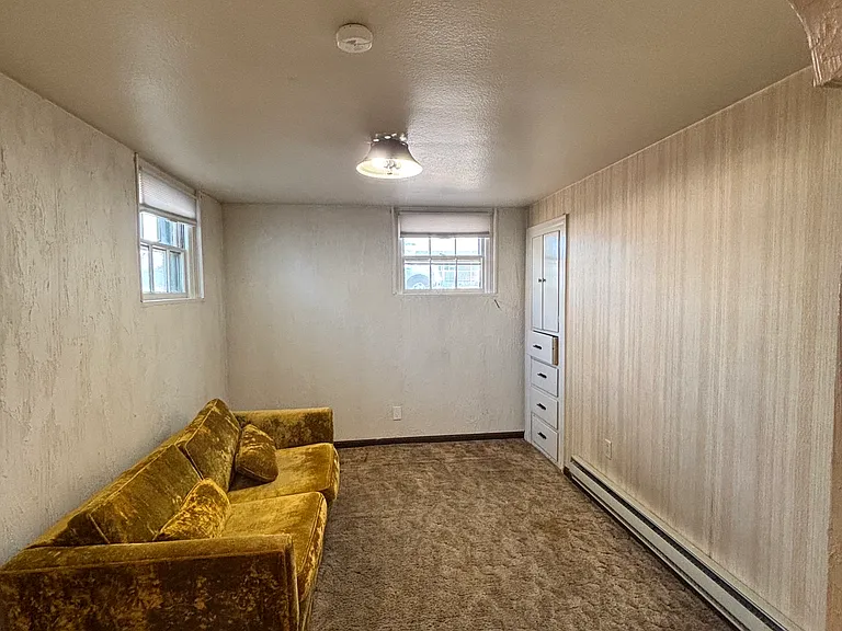 1278 Mound Ave — Photo 6