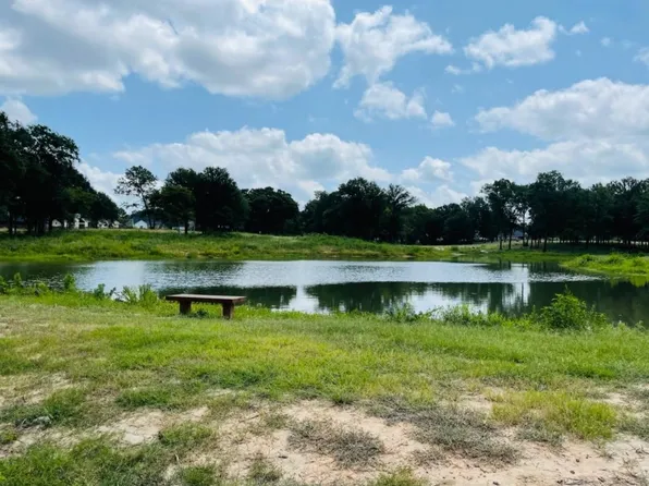 1511 Shoreline Dr, Kemp, TX 75143