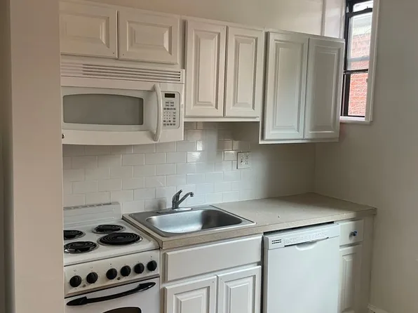 4607-09 Cedar Ave., 4607-09 Cedar Ave #7-B2, Philadelphia, PA 19143