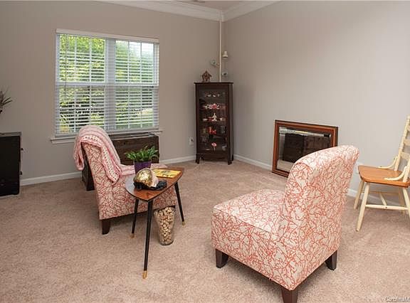 4th image of 7317 Daerwood Pl