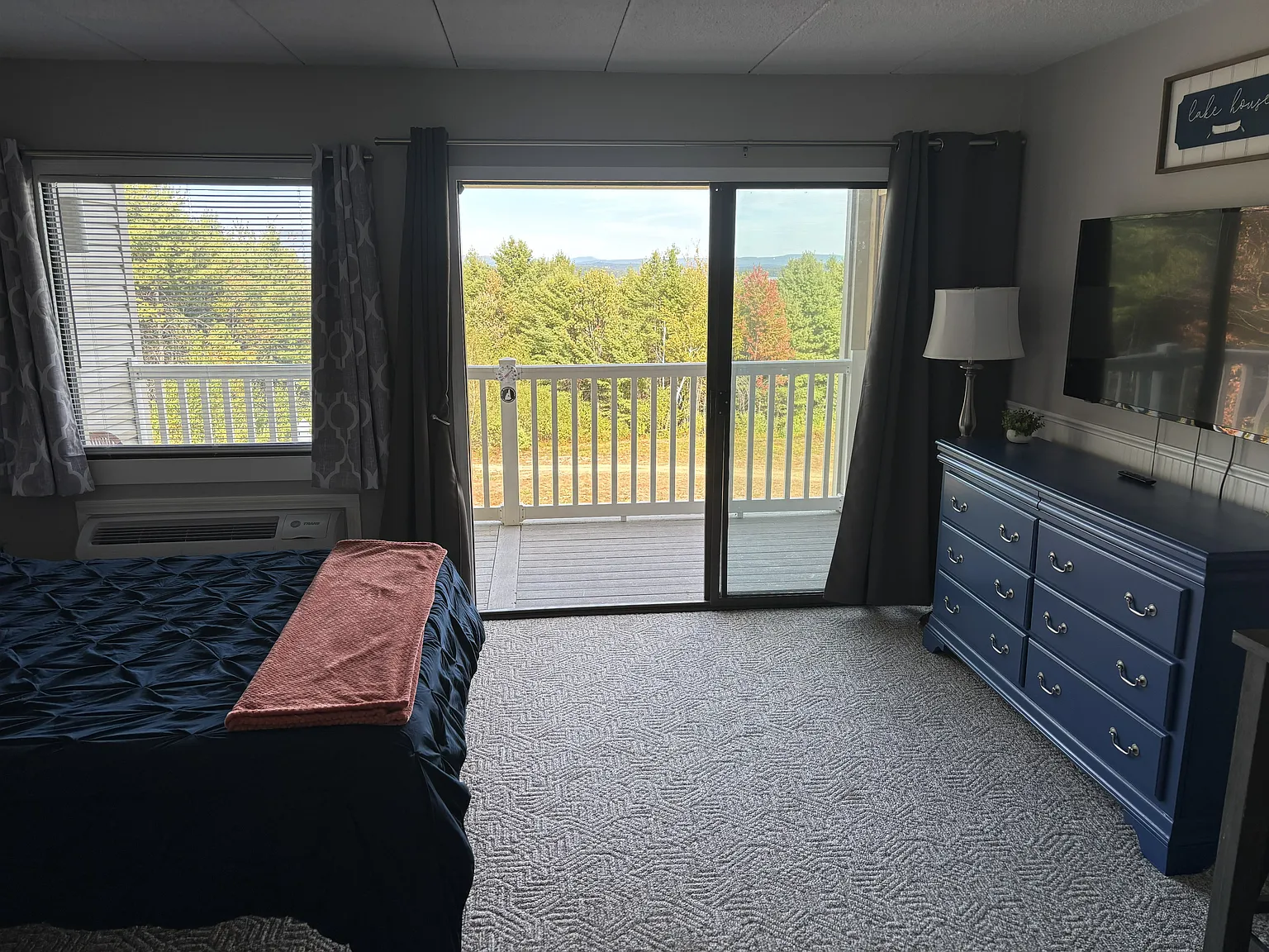 Studio, 496 sqft, $1,300 — Photo 1
