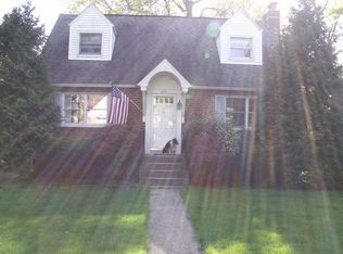 3531 Schoolhouse Ln, Harrisburg, PA 17109