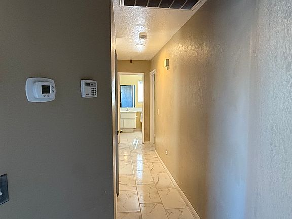 3rd image of 45575 King Palm Dr