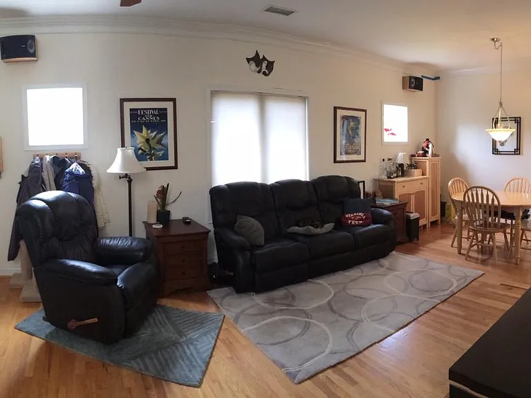 926 W 1st St — Photo 3