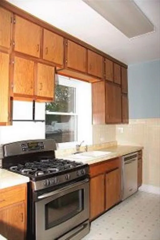 2 bed, 1490 sqft, $3,000 — Photo 4