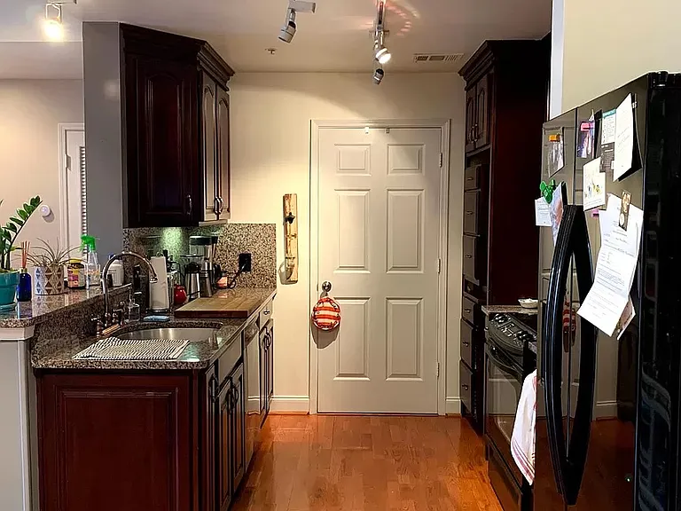 1075 Peachtree Walk NE #A507 — Photo 12