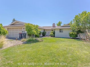 464 Picadilly Cir, Medford, OR