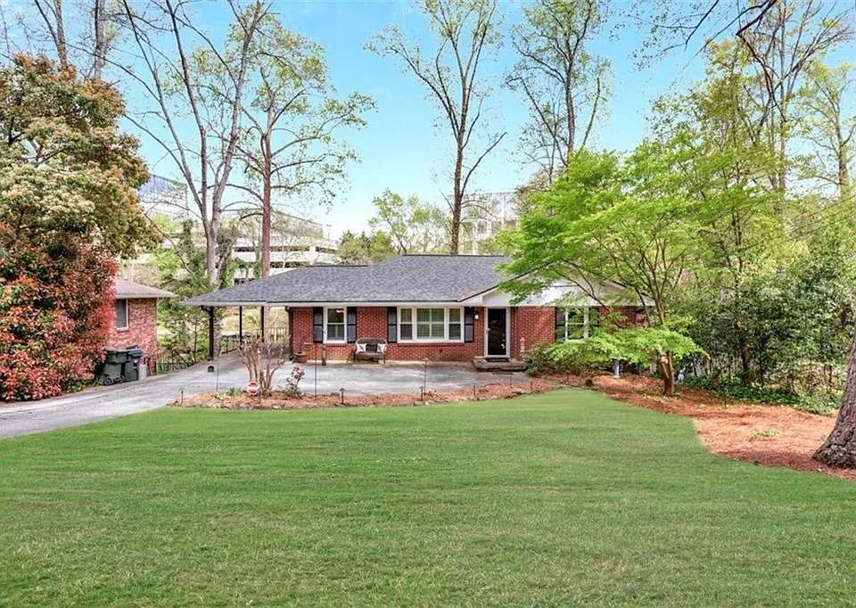 2191 Medfield Trl NE