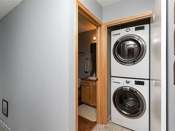 5th image of 5569 Jordan Ct