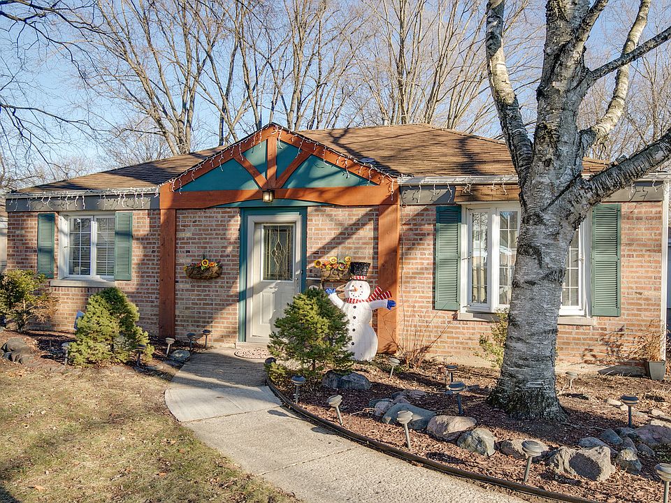 1st image of 618 Kenwood Ave