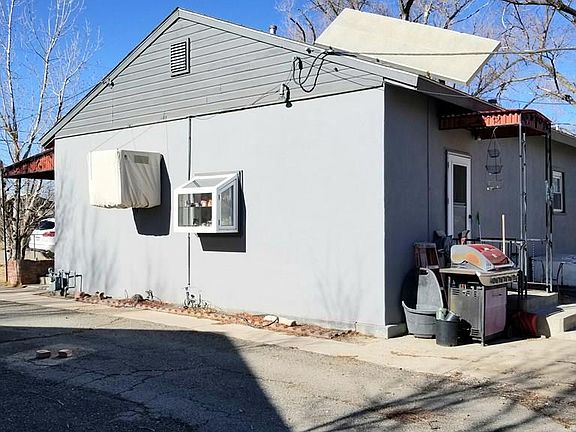 4th image of 158 32nd Ln